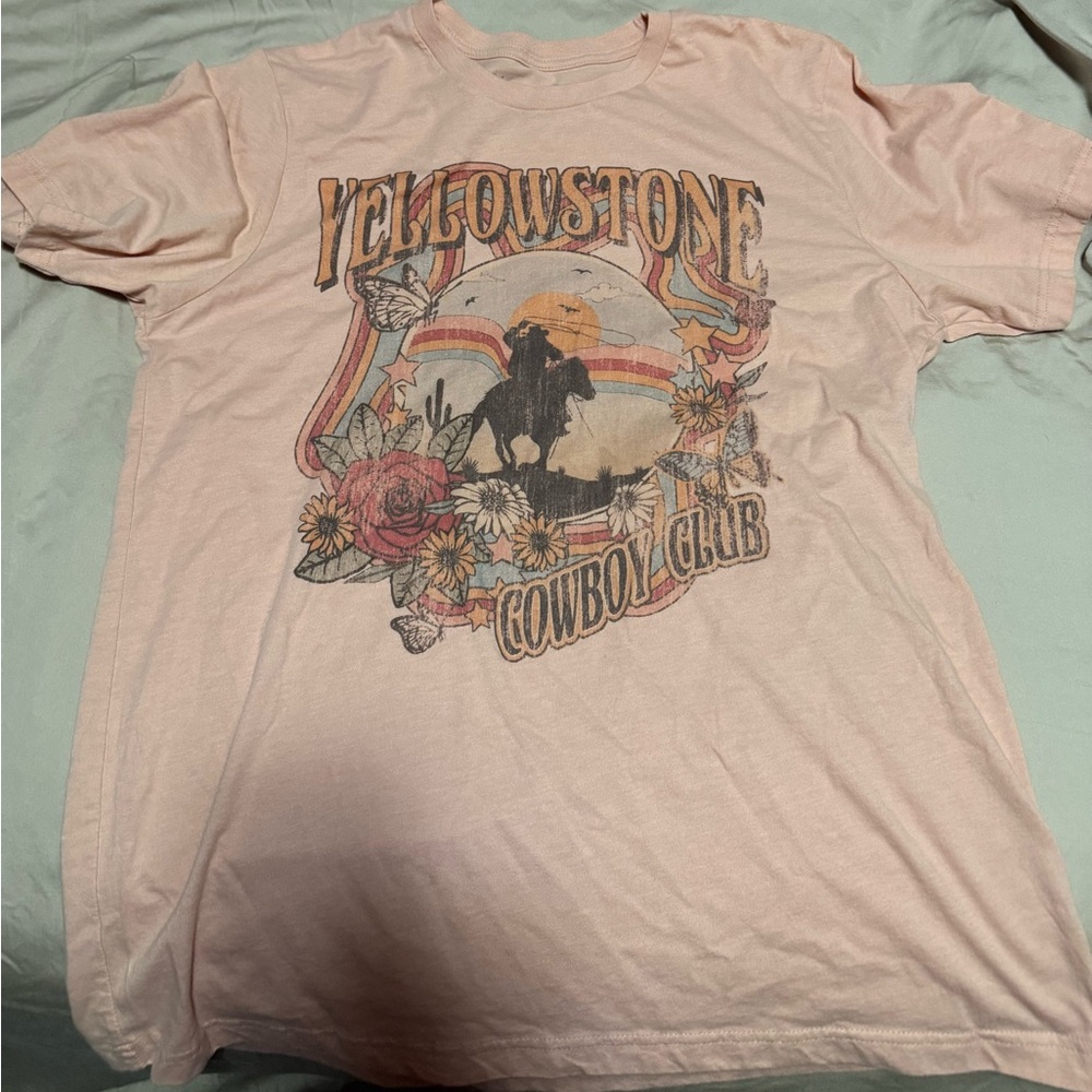 Yellowstone tee size m/l